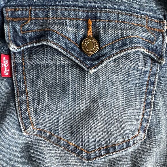 Vitnage Levi’s Low Flare 542 Jeans Size 12 - Picture 6 of 8